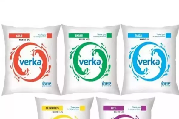 Milk Rate: ਮਹਿੰਗਾਈ ਦੀ ਵੱਡੀ ਮਾਰ, ਅੱਜ ਦੁੱਧ ਹੋਵੇਗਾ ਇੰਨੇ ਰੁਪਏ ਮਹਿੰਗਾ, ਜਾਣੋ ਨਵਾਂ ਰੇਟ