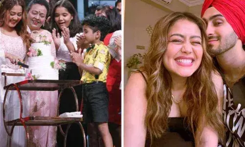 ਨੇਹਾ ਕੱਕੜ ਦਾ ਅੱਜ ਹੈ ਜਨਮ ਦਿਨ, ਨਵੀਂ ਲੁੱਕ ਵੇਖ ਫੈਨਜ਼ ਨੇ ਕੀਤੇ ਕੁਮੈਂਟ