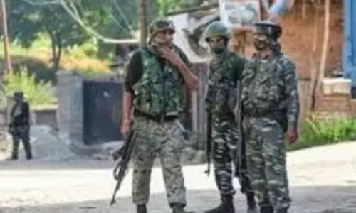 ਹਥਿਆਰਾਂ ਦਾ ਜਖੀਰਾ, DIG-SSP ‘ਤੇ ਫਾਇਰਿੰਗ, 1 ਜਵਾਨ ਸ਼ਹੀਦ