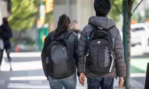 ਕੈਨੇਡਾ ਆ ਰਹੇ ਭਾਰਤੀ ਵਿਦਿਆਰਥੀ ਕਸੂਤੇ ਫਸੇ, ਭਾਰਤ ਵਿਰੋਧੀ ਨਫ਼ਰਤ ਦਾ ਭੁਗਤ ਰਹੇ ਖਮਿਆਜ਼ਾ