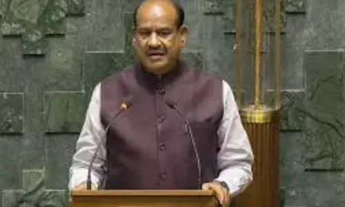 ਓਮ ਬਿਰਲਾ ਫਿਰ ਚੁਣੇ ਗਏ ਲੋਕ ਸਭਾ ਸਪੀਕਰ, ਮੋਦੀ-ਰਾਹੁਲ ਨੇ ਉਨ੍ਹਾਂ ਨੂੰ ਸੀਟ ਤੇ ਬਿਠਾਇਆ