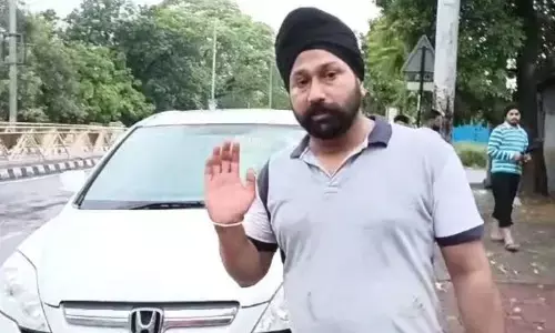 ਘਰੋਂ ਬਾਹਰ ਜਾ ਕੇ ਜੀਜੇ ਸਾਲੇ ਨੂੰ ਆਈਸਕ੍ਰੀਮ ਖਾਣੀ ਪੈ ਗਈ ਮਹਿੰਗੀ