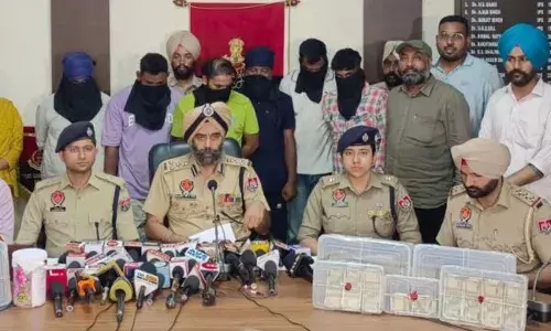 ਅੰਮ੍ਰਿਤਸਰ ਲੁੱਟ ਕੇਸ: ਪੀੜਤ ਦੇ ਡਰਾਈਵਰ ਦੀ ਧੀ, ਉਸਦੇ ਮੰਗੇਤਰ ਸਮੇਤ 7 ਗ੍ਰਿਫਤਾਰ, 41 ਲੱਖ ਨਕਦੀ ਤੇ ਸੋਨਾ ਬਰਾਮਦ