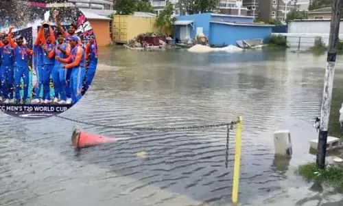 ਬਾਰਬਾਡੋਸ ’ਚ ਫਸੀ ਵਰਲਡ ਚੈਂਪੀਅਨ ਟੀਮ ਇੰਡੀਆ, ਚਾਰਟਡ ਜਹਾਜ਼ ਰਾਹੀਂ ਲਿਆਏਗੀ BCCI