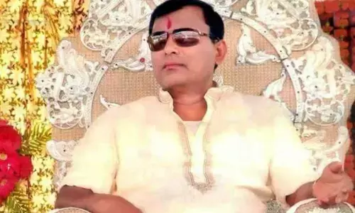 ਭੋਲੇ ਬਾਬਾ ਉਰਫ਼ ਸੂਰਜ ਪਾਲ ਦਾਨ ਨਹੀਂ ਲੈਂਦਾ ਪਰ 100 ਕਰੋੜ ਦਾ ਮਾਲਕ,  24 ਤੋਂ ਵੱਧ ਆਲੀਸ਼ਾਨ ਆਸ਼ਰਮ, ਲਗਜ਼ਰੀ ਕਾਰਾਂ ਦਾ ਕਾਫਲਾ