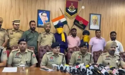 ਸ਼ਿਵ ਸੈਨਾ ਆਗੂ ਸੰਦੀਪ ਥਾਪਰ ਤੇ ਹਮਲਾ ਕਰਨ ਦੇ ਮਾਮਲੇ ਚ 2 ਨਿਹੰਗ ਸਿੰਘ ਕਾਬੂ ,1 ਫਰਾਰ