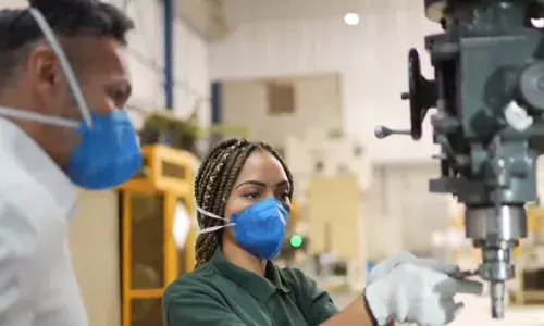 ਕੈਨੇਡਾ ਵਿਚ ਕੰਮ ਮਿਲਣਾ ਹੋਇਆ ਬੰਦ