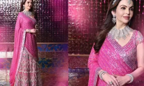 Nita Ambani: ਗੁਲਾਬੀ ਰੰਗ ਦੇ ਲਹਿੰਗੇ ਵਿੱਚ ਨੀਤਾ ਅੰਬਾਨੀ ਦੀ ਵੱਖਰੀ ਲੁੱਕ, ਦੇਖੋ ਤਸਵੀਰਾਂ