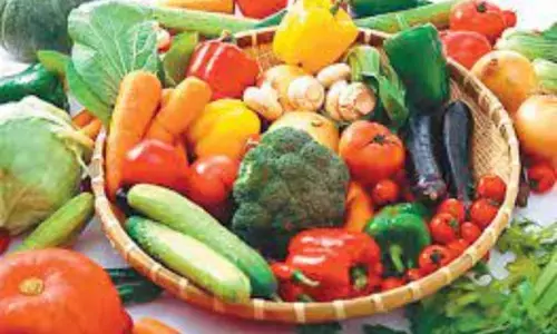 ਮੀਂਹ ਕਾਰਨ ਸਬਜੀਆਂ ਹੋਈਆਂ ਮਹਿੰਗੀਆਂ, ਟਮਾਟਰ ਨੂੰ ਲੱਗੀ ਅੱਗ, 150-200 ਰੁਪਏ ਤੱਕ ਮਿਲੇਗਾ !