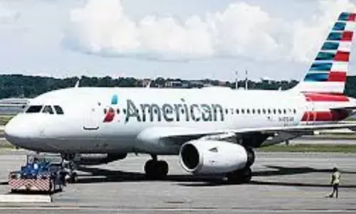 ਨਸ਼ੇ ਚ ਧੁੱਤ ਵਿਅਕਤੀ ਨੇ ਅਮਰੀਕੀ ਫਲਾਈਟ ਵਿੱਚ ਕੀਤਾ ਪਿਸ਼ਾਬ, ਕੱਪੜੇ ਉਤਾਰੇ, ਹੋਈ ਐਮਰਜੈਂਸੀ ਲੈਡਿੰਗ