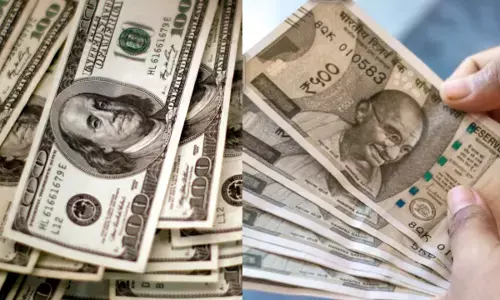 ਡਾਲਰ ਦੇ ਮੁਕਾਬਲੇ ਰੁਪਏ ਚ ਆਈ ਗਿਰਾਵਟ