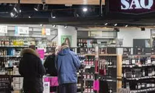 ਕੈਨੇਡਾ ਵਿਚ ਸ਼ਰਾਬ ਨੂੰ ਤਰਸਣ ਲੱਗੇ ਪਿਆਕੜ