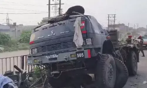 ਫ਼ੌਜੀ ਜਵਾਨਾਂ ਦੀ ਗੱਡੀ ਤੇ ਟਰੱਕ ਵਿਚਾਲੇ ਹੋਈ ਭਿਆਨਕ ਟੱਕਰ, 7 ਜਵਾਨ ਜ਼ਖ਼ਮੀ