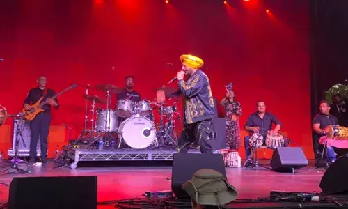 ਸਰੀ ਦੇ ਮੇਲੇ ਵਿਚ ਗੋਲਡਨ ਸਟਾਰ ਮਲਕੀਤ ਸਿੰਘ ਨੇ ਕਰਵਾਈ ਬੱਲੇ-ਬੱਲੇ