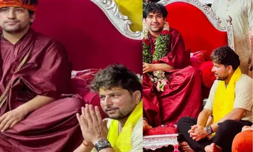 ਬਾਗੇਸ਼ਵਰ ਧਾਮ ਪਹੁੰਚੇ ਕੁਲਦੀਪ ਯਾਦਵ, ਪੰਡਿਤ ਧੀਰੇਂਦਰ ਸ਼ਾਸਤਰੀ ਤੋਂ ਲਿਆ ਅਸ਼ੀਰਵਾਦ