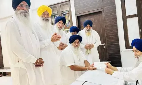 ਸ੍ਰੀ ਅਕਾਲ ਤਖ਼ਤ ਸਾਹਿਬ ਉੱਤੇ ਪੇਸ਼ ਹੋਏ ਸੁਖਬੀਰ ਸਿੰਘ ਬਾਦਲ, ਸੌਂਪਿਆ ਲਿਫਾਫਾ ਬੰਦ ਜਵਾਬ, ਜਾਣੋ ਜਥੇਦਾਰ ਨੇ ਕਿ ਕਿਹਾ