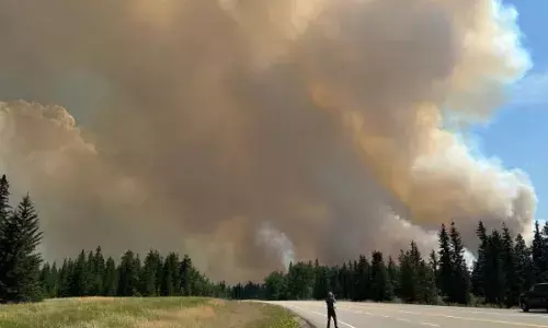 ਕੈਨੇਡਾ ਦੇ ਜੰਗਲਾਂ ਵਿਚ ਅੱਗ ਦਾ ਕਹਿਰ ਜਾਰੀ