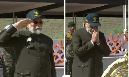 ਕਾਰਗਿਲ ਵਿਜੇ ਦਿਵਸ ਮੌਕੇ ਸ਼ਹੀਦ ਹੋਏ ਜਵਾਨਾ ਨੂੰ ਪੀਐਮ ਮੋਦੀ ਨੇ ਸ਼ਰਧਾਂਜਲੀ ਕੀਤੀ ਭੇਂਟ