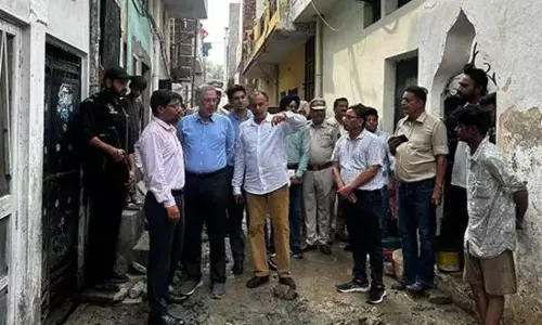 ਸਿਹਤ ਮੰਤਰੀ ਡਾ. ਬਲਬੀਰ ਸਿੰਘ ਵੱਲੋਂ ਡਾਇਰੀਆ ਪ੍ਰਭਾਵਤ ਇਲਾਕੇ ਦਾ ਕੀਤਾ ਦੌਰਾ