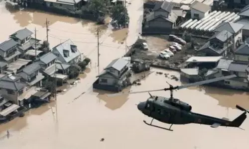 ਜਾਪਾਨ ਚ ਤਬਾਹੀ, ਭਾਰੀ ਮੀਂਹ ਕਾਰਨ ਹੜ੍ਹ ਅਤੇ ਜ਼ਮੀਨ ਖਿਸਕਣ ਕਾਰਨ ਘਰ-ਘਰ ਭਟਕ ਰਹੇ ਲੋਕ