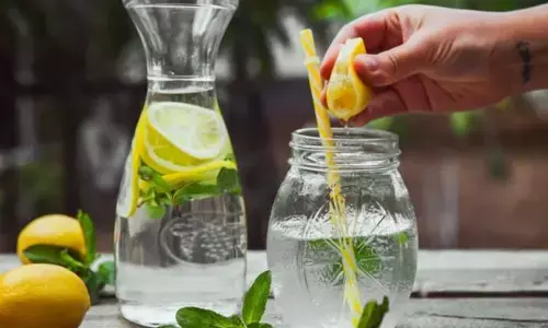 ਲੀਵਰ ਨੂੰ ਸਾਫ਼ ਕਰਨ ਲਈ ਸਵੇਰੇ ਪੀਓ ਇਸ ਡੀਟੌਕਸ ਵਾਟਰ