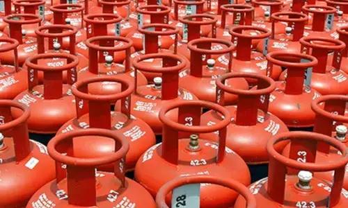 ਗੈੱਸ ਸਿਲੰਡਰ ਹੋਇਆ ਸਸਤਾ, ਹੁਣ 450 ਰੁਪਏ ਵਿੱਚ ਮਿਲੇਗਾ ਗੈਸ ਸਿਲੰਡਰ