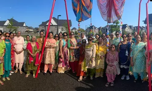 ਕਲੀਵਵਿਊ ਇਲਾਕੇ ਦੀਆਂ ਪੰਜਾਬਣਾਂ ਨੇ ਲਾਇਆ ਤੀਆਂ ਦਾ ਮੇਲਾ