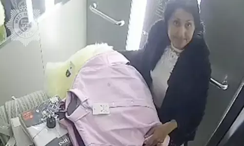 ਯੂ.ਕੇ. ਵਿਚ ਲੁਟੇਰੀ ਪੰਜਾਬਣ ਨੂੰ 10 ਸਾਲ ਕੈਦ