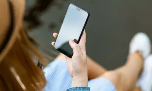 ਤੁਹਾਡਾ ਮੋਬਾਇਲ ਹੀ ਹੈ ਤੁਹਾਡਾ ਵੱਡਾ ਦੁਸ਼ਮਣ, ਦੇਖੋ ਕੀ ਕਰ ਰਿਹਾ ਤੁਹਾਡੇ ਨਾਲ?