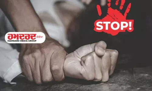 ਪੁਲਿਸ ਬਣ ਕੇ ਆਏ ਆਦਮੀਆਂ ਨੇ ਔਰਤ ਨਾਲ ਕੀਤਾ ਸਮੂਹਿਕ ਬਲਾਤਕਾਰ