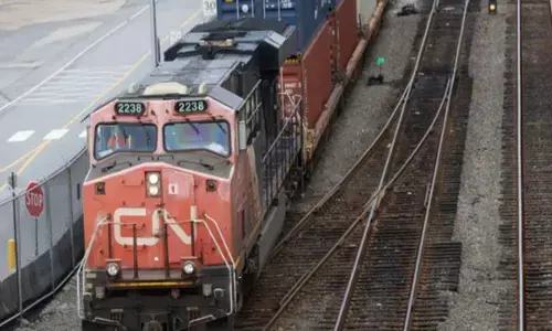 ਕੈਨੇਡਾ ਸਰਕਾਰ ਨੇ ਖਿੱਚੇ ਰੇਲ ਕੰਪਨੀਆਂ ਦਾ ਕੰਨ