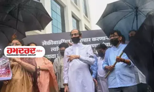 ਬਦਲਾਪੁਰ ਮਾਮਲਾ: ਮਹਾਰਾਸ਼ਟਰ ਬੰਦ, ਸ਼ਰਦ ਪਵਾਰ, ਊਧਵ ਸੜਕਾਂ ਤੇ ਉਤਰੇ