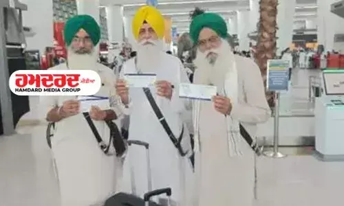 ਕਿਸਾਨਾਂ ਨੂੰ ਕਿਰਪਾਨ ਨਾਲ ਜਹਾਜ਼ ਚ ਨਹੀਂ ਦਿੱਤਾ ਚੜ੍ਹਨ