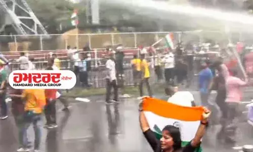 ਕੋਲਕਾਤਾ ਚ ਰੋਸ ਮਾਰਚ ਹੋਇਆ ਹਿੰਸਕ, ਪਥਰਾਅ ਤੋਂ ਬਾਅਦ ਪੁਲਿਸ ਨੇ ਕੀਤਾ ਲਾਠੀਚਾਰਜ