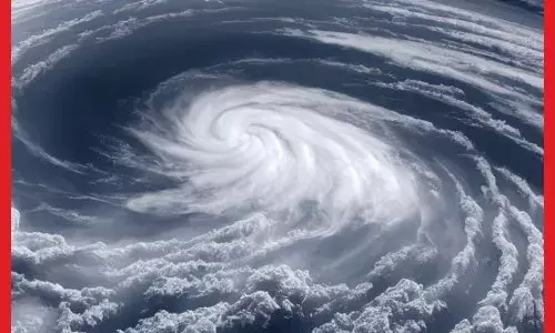 ਗੁਜਰਾਤ ਤੋਂ ਉਠਿਆ ਤੁਫ਼ਾਨ ਅਸਨਾ ਪਾਕਿਸਤਾਨ ਵਲ ਤੁਰਿਆ