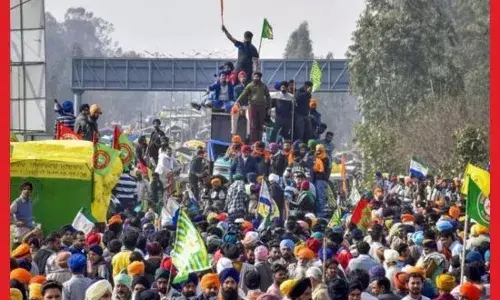 ਪੰਜਾਬ-ਹਰਿਆਣਾ ਅਤੇ ਹੋਰ ਰਾਜਾਂ ਤੋਂ ਹਜ਼ਾਰਾਂ ਕਿਸਾਨ ਸ਼ੰਭੂ ਸਰਹੱਦ ਤੇ ਪਹੁੰਚ ਰਹੇ