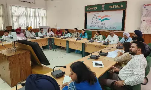 ਡਿਪਟੀ ਕਮਿਸ਼ਨਰ ਵੱਲੋਂ ਡੇਂਗੂ, ਚਿਕਨਗੁਨੀਆਂ ਤੇ ਮਲੇਰੀਆ ਕੇਸਾਂ ਦੇ ਮਾਮਲਿਆਂ ਦੀ ਸਮੀਖਿਆ