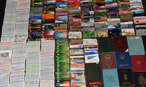 ਬੀ.ਸੀ. ਦੇ ਘਰ ਵਿਚੋਂ ਮਿਲੇ ਸੈਂਕੜੇ ਕਰੈਡਿਟ ਕਾਰਡ ਅਤੇ ਪਾਸਪੋਰਟ