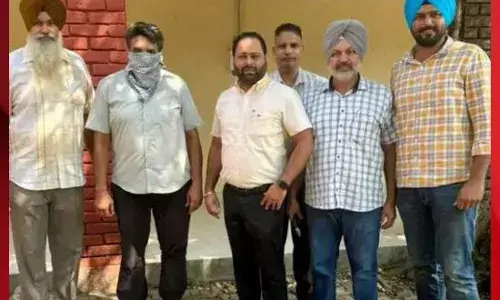 ਤਰਨ ਤਾਰਨ : ਹਨੀ ਟ੍ਰੈਪ : ਵੱਢੀ ਲੈਂਦਾ ਪੁਲਿਸ ਅਫ਼ਸਰ ਕਾਬੂ