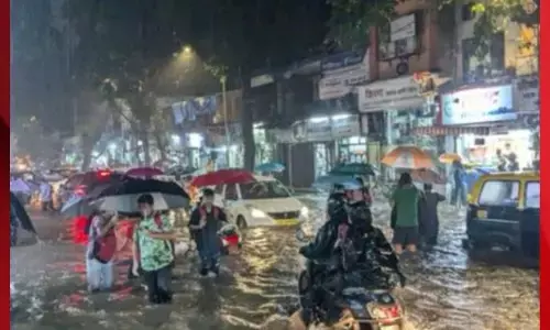 ਮੁੰਬਈ ਚ ਭਾਰੀ ਮੀਂਹ ਨੇ ਮਚਾਈ ਤਬਾਹੀ, 5 ਘੰਟਿਆਂ ਚ 5 ਲੋਕਾਂ ਦੀ ਮੌਤ