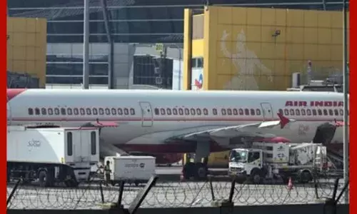 ਨਿਊਯਾਰਕ ਜਾ ਰਹੀ ਏਅਰ ਇੰਡੀਆ ਦੀ ਉਡਾਣ ਨੂੰ ਬੰਬ ਦੀ ਧਮਕੀ ਕਾਰਨ ਦਿੱਲੀ ਵੱਲ ਮੋੜਿਆ