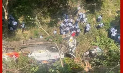 ਪੰਚਕੂਲਾ ਚ ਵੱਡਾ ਹਾਦਸਾ, ਬੱਚਿਆਂ ਨਾਲ ਭਰੀ ਸਕੂਲੀ ਬੱਸ ਟੋਏ ਚ ਪਲਟੀ