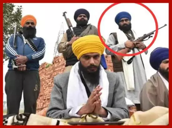 MP ਅੰਮ੍ਰਿਤਪਾਲ ਦੇ ਸਾਥੀ ਸਮੇਤ 4 ਗ੍ਰਿਫਤਾਰ