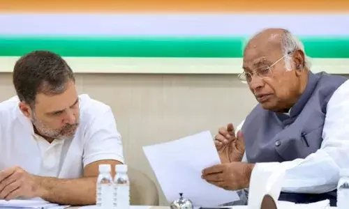 ਕੋਈ ਹੈਰਾਨੀ ਦੀ ਗੱਲ ਨਹੀਂ ਹੈ ਕਿ ਚੋਣ ਕਮਿਸ਼ਨ ਨੇ ਆਪਣੇ ਆਪ ਨੂੰ ਕਲੀਨ ਚਿੱਟ ਦੇ ਦਿੱਤੀ ਹੈ : ਕਾਂਗਰਸ