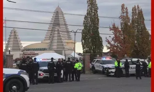 ਪੁਲਿਸ ਨੇ ਬਰੈਂਪਟਨ ਦੇ ਹਿੰਦੂ ਮੰਦਰ ਵਿੱਚ ਵਿਰੋਧ ਪ੍ਰਦਰਸ਼ਨ ਤੋਂ ਬਾਅਦ ਪੁਲਿਸ ਨਫ਼ਰੀ ਵਧਾਈ