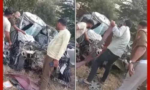 ਖੜ੍ਹੇ ਟਰੱਕ ਚ ਵੱਜੀ ਕਾਰ, ਇੱਕੋ ਪਰਿਵਾਰ ਦੇ 5 ਜੀਆਂ ਦੀ ਮੌਤ