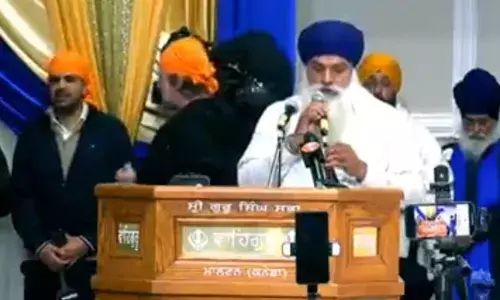 ਕੈਨੇਡਾ : ਗੁਰਦਵਾਰਾ ਸਾਹਿਬ ’ਤੇ ਹਮਲੇ ਦੇ ਮੱਦੇਨਜ਼ਰ ਵੱਡਾ ਪੰਥਕ ਇਕੱਠ