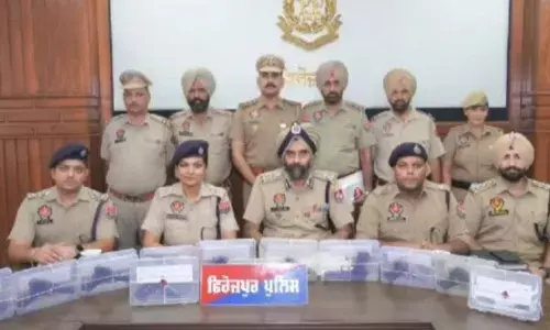 ਫਿਰੋਜ਼ਪੁਰ ਪੁਲਿਸ ਵੱਲੋਂ ਨਾਕਾਬੰਦੀ ਦੌਰਾਨ 11 ਪਿਸਟਲ 21 ਮੈਗਜ਼ੀਨ ਬਰਾਮਦ