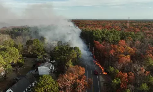 ﻿ਅਮਰੀਕਾ ਦੇ ਲੋਇਸਵਿਲੇ ਸ਼ਹਿਰ ਵਿਚ ਇਕ ਫੈਕਟਰੀ ਵਿਚ ਹੋਏ ਜਬਰਦਸਤ ਧਮਾਕੇ ਵਿੱਚ 11 ਵਰਕਰ ਜ਼ਖਮੀ