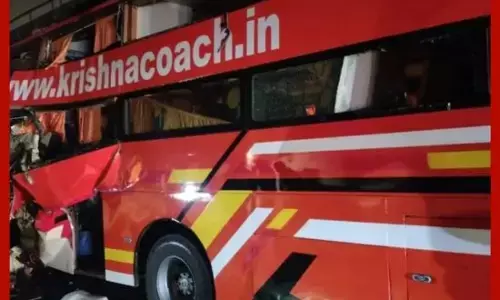 ਯਮੁਨਾ ਐਕਸਪ੍ਰੈਸ ਵੇਅ ਤੇ ਬੱਸ ਅਤੇ ਟਰੱਕ ਵਿਚਾਲੇ ਭਿਆਨਕ ਟੱਕਰ, 5 ਮੌਤਾਂ